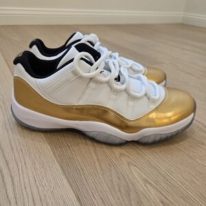 Jordan 11 Low - Closing Ceremony